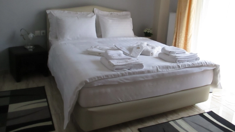 Standard Double Room κρεβατοκάμαρα