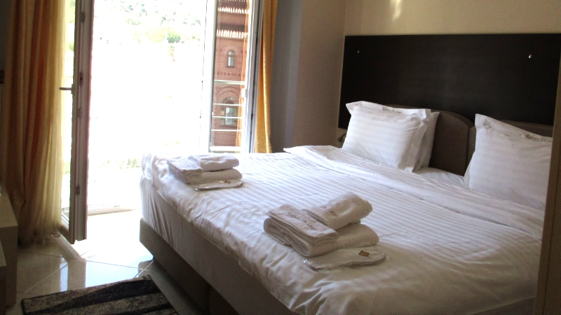 Kyknos Hotel Kastoria - Two Bedroom Deluxe Grand Suite Master Bedroom