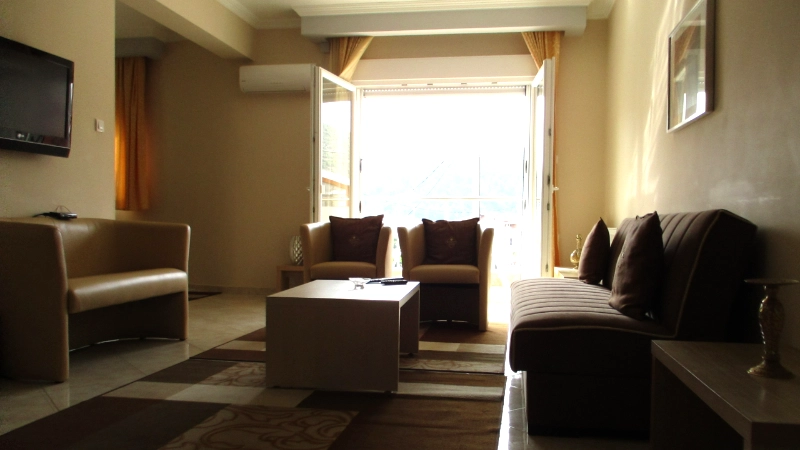 Kyknos Hotel Kastoria - Two Bedroom Deluxe Grand Suite Living Room